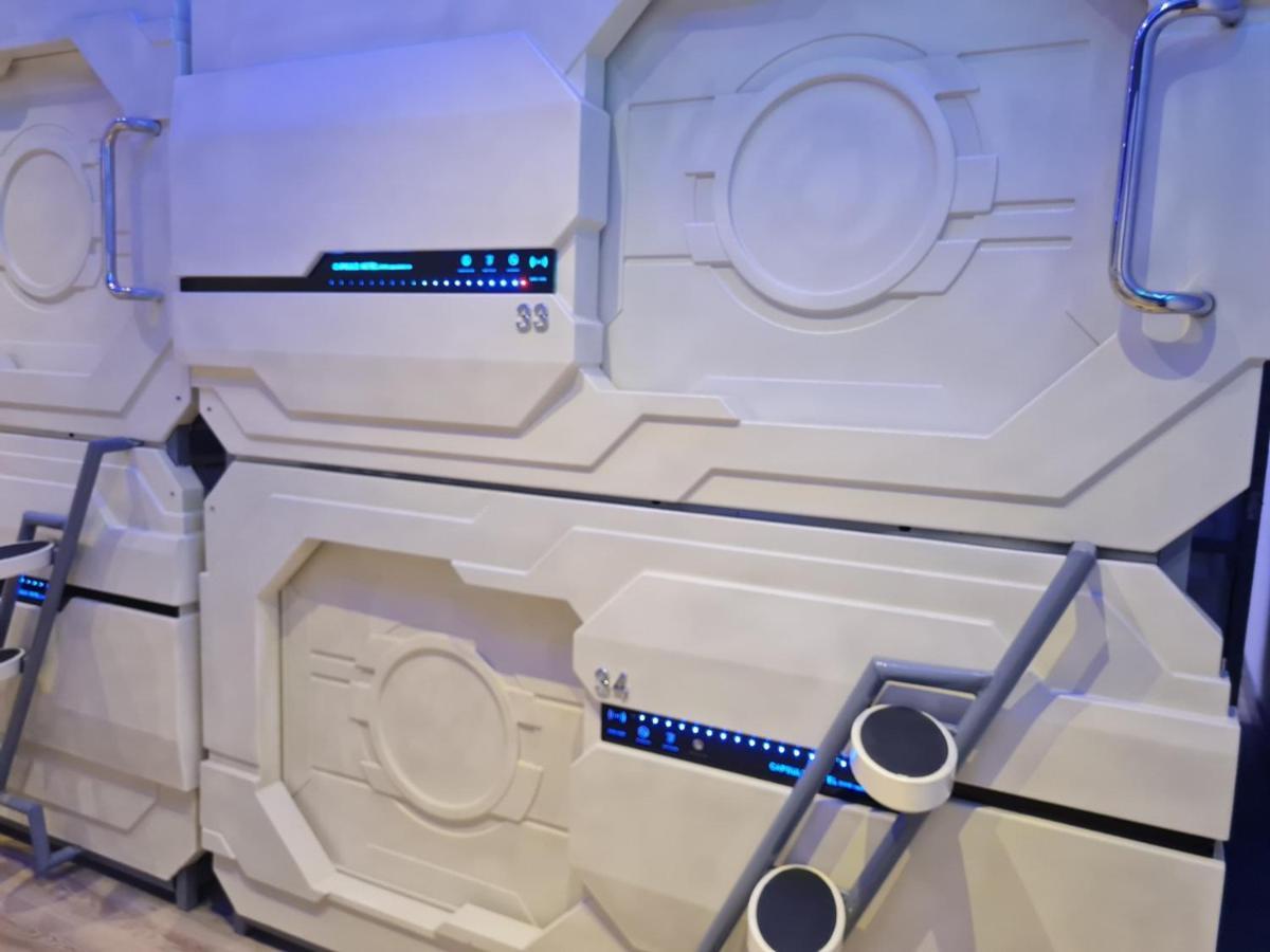 Capsule Riverside ホーチミン市 エクステリア 写真