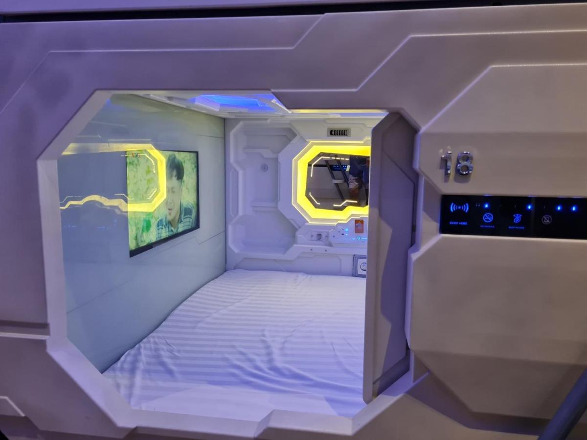 Capsule Riverside ホーチミン市 エクステリア 写真